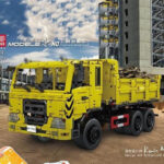 Mould King 17012 three-way dump truck (1)